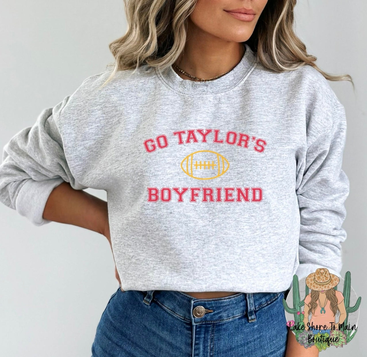Go Taylor’s boyfriend sweatshirt