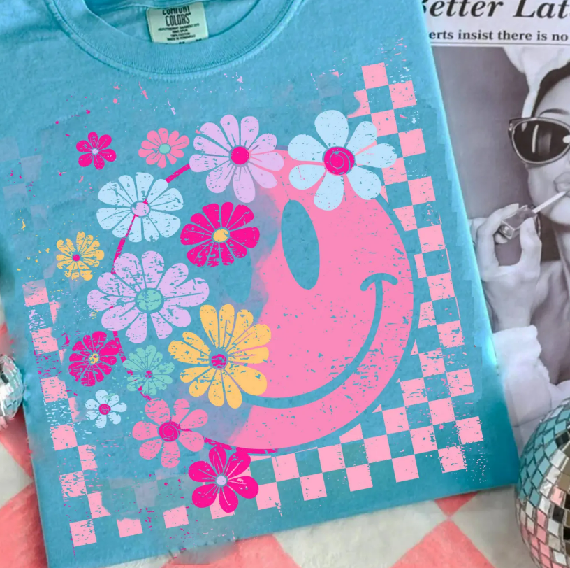 Smiley retro summertime tee
