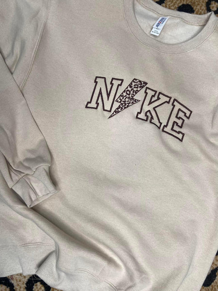 NKE leopard embroidered sweatshirt